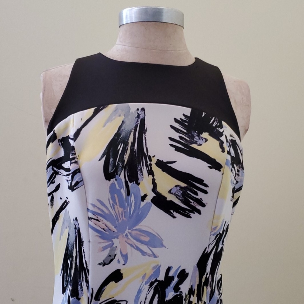 dress knees length - Picture 2 of 7
